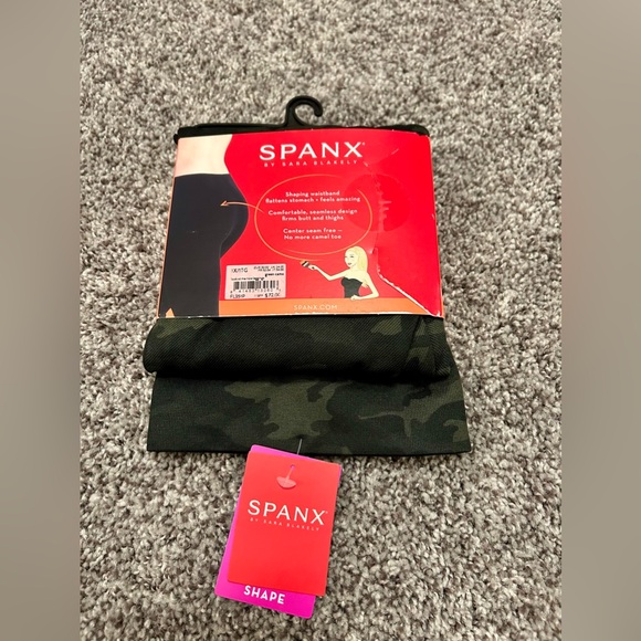 NWT Spanx Leggings - Picture 3 of 4